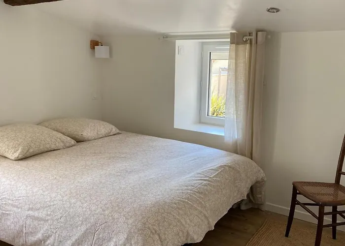 Charmante * La Creche